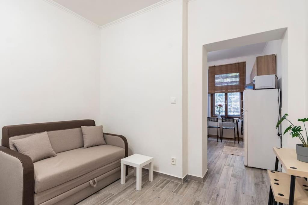 Apartament Apartman Vishegrad Karlowe Wary Zewnętrze zdjęcie